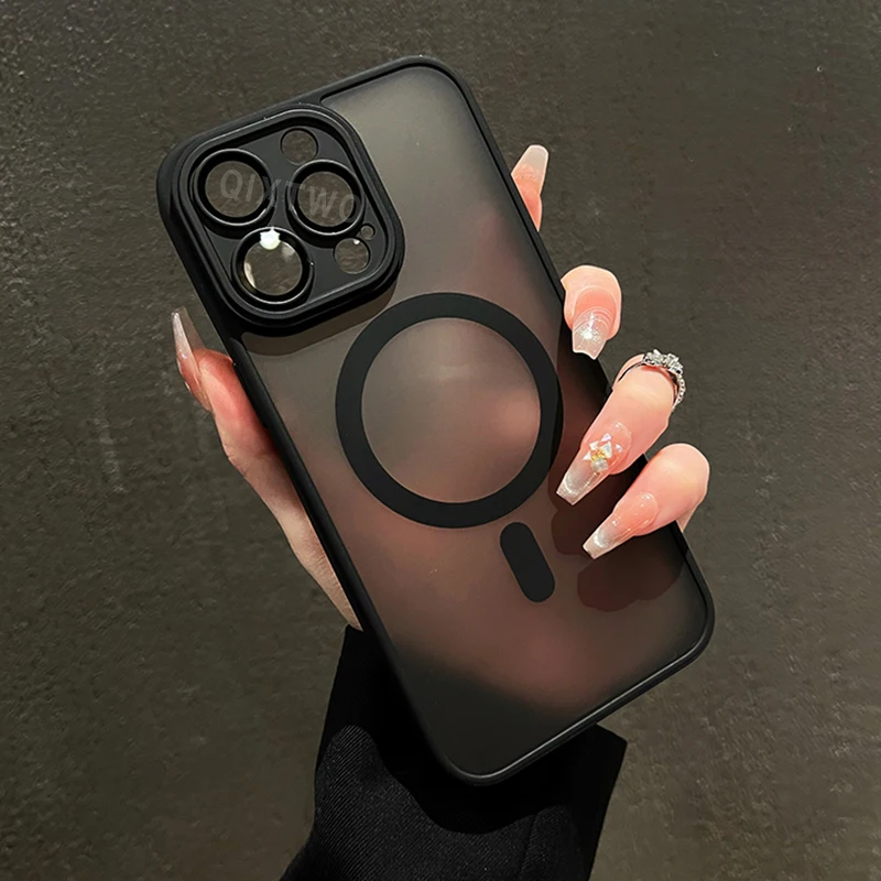 Funda protectora de lujo mate con carga inalámbrica magnética MagSafe para iPhone 11 12 13 14 15 16 17 Air Pro Max Plus a prueba de golpes. - Imagen 3